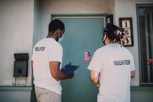 Two volunteers working for an NGO in America